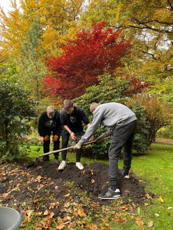 568560161_1566998391189902_6036230732331194956_n