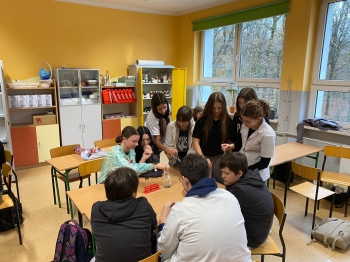 586628206_1594004885155919_728030758760121993_n