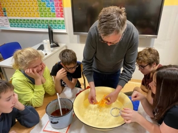 589470757_1599145427975198_1066114886485625316_n