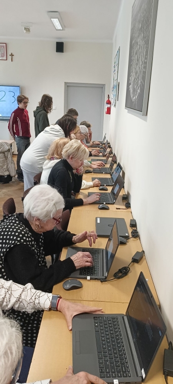 672683415_1249145980766635_1911591943953117410_n