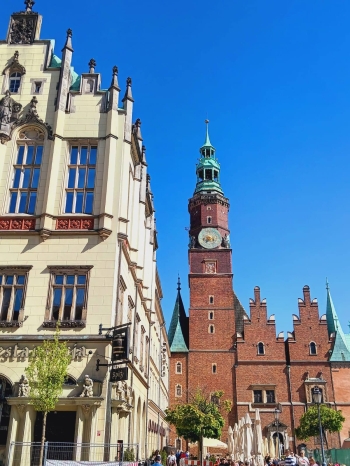 679731300_1720644059158667_411946863375437199_n