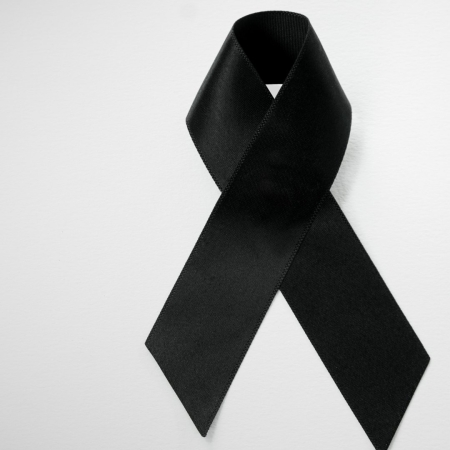 ''Umarłych wieczność dotąd trwa, dokąd pamięcią im się płaci.'' (Wisława Szymborska)