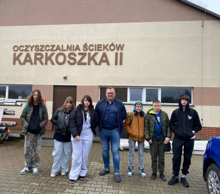 Woda pod lupą-czysta